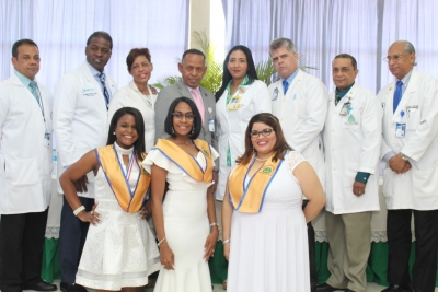 Hospital Marcelino Vélez  Santana gradúa especialistas en Medicina Familiar y Comunitaria